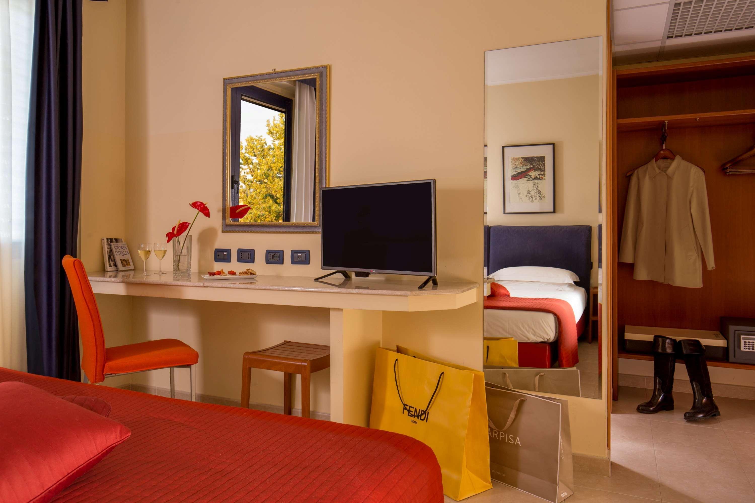 Best Western Blu Hotel Roma Esterno foto