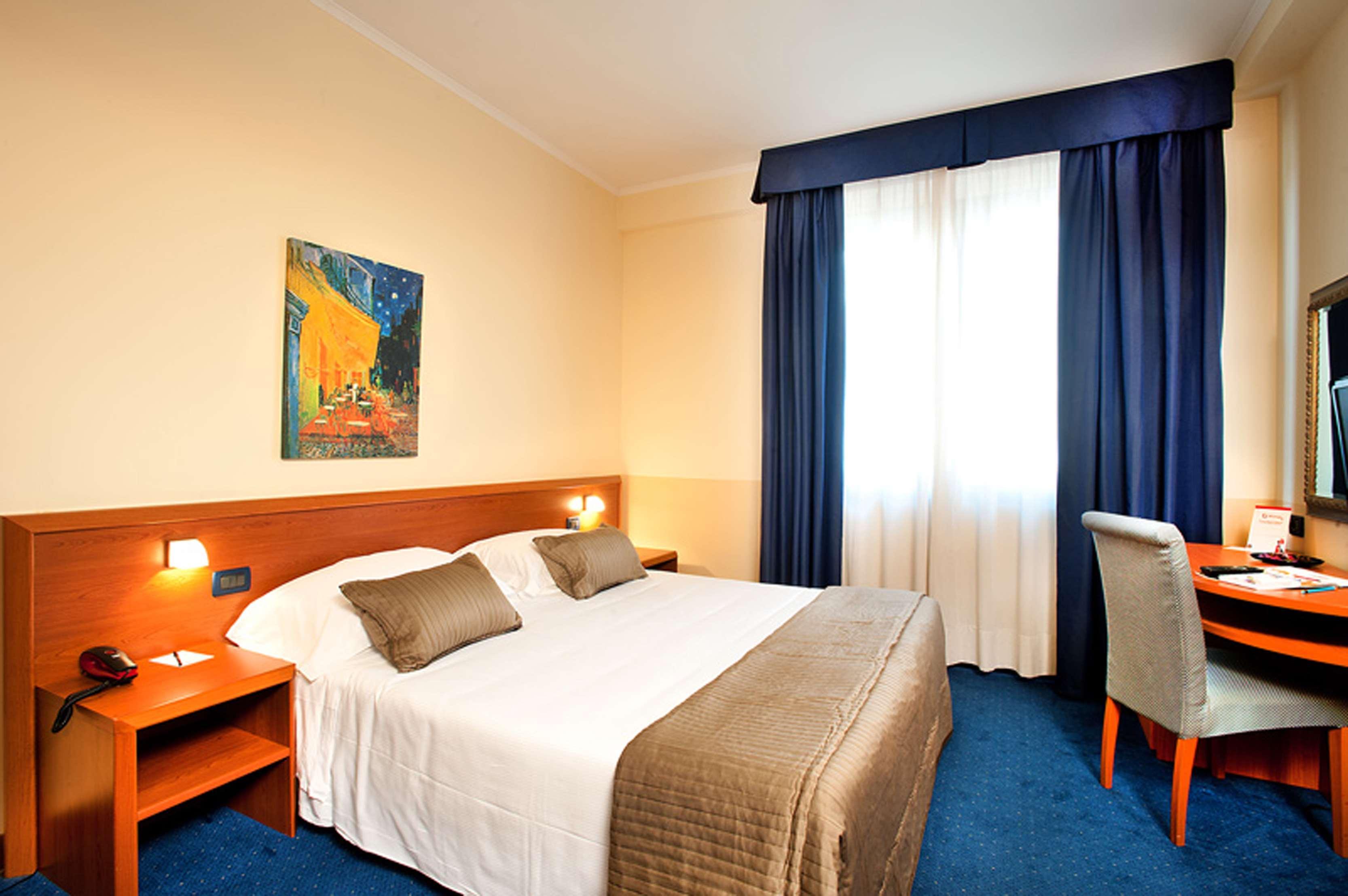 Best Western Blu Hotel Roma Esterno foto