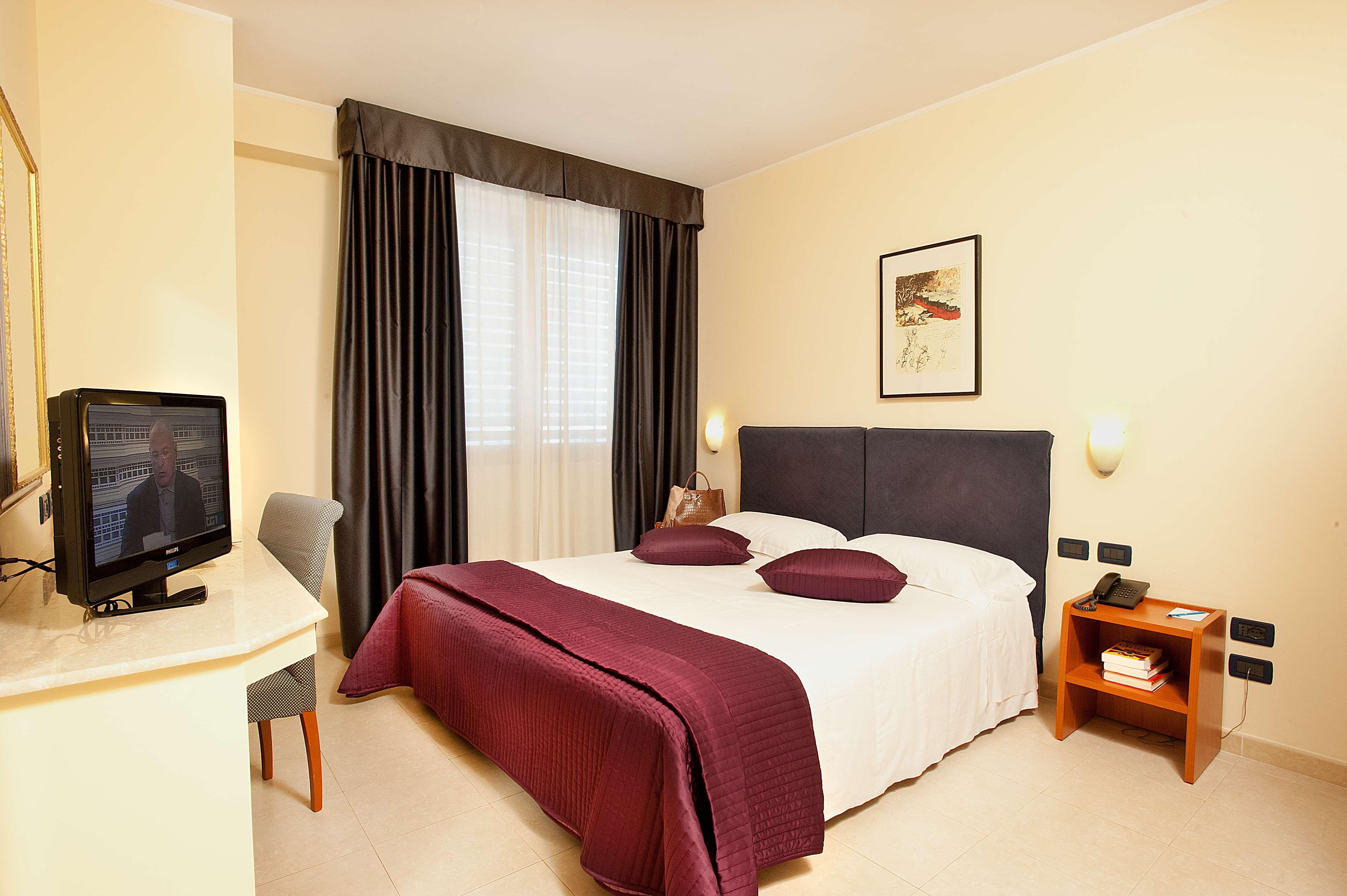 Best Western Blu Hotel Roma Esterno foto