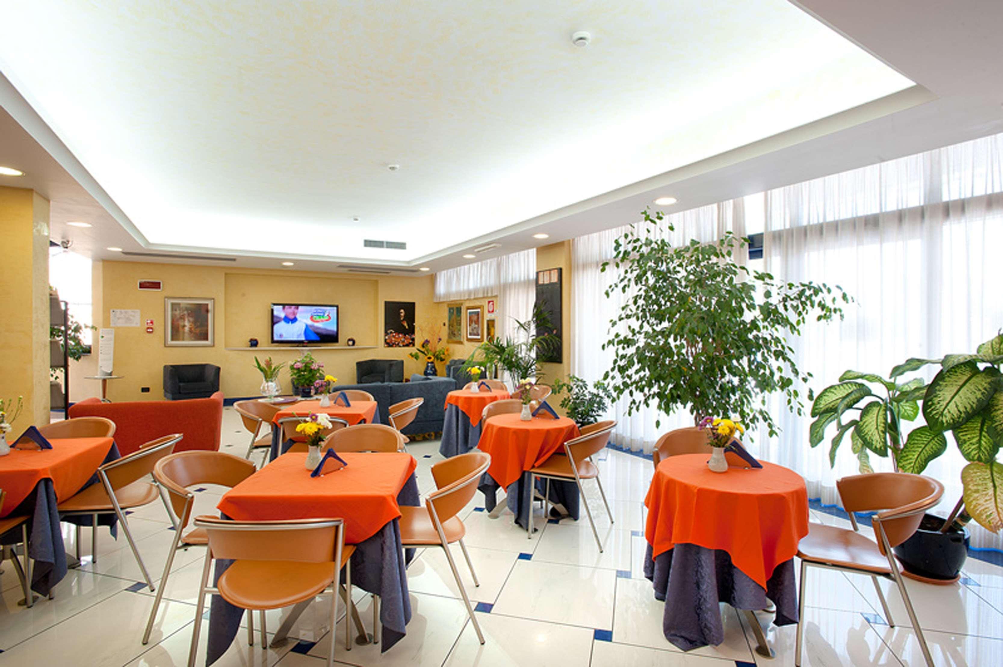 Best Western Blu Hotel Roma Esterno foto