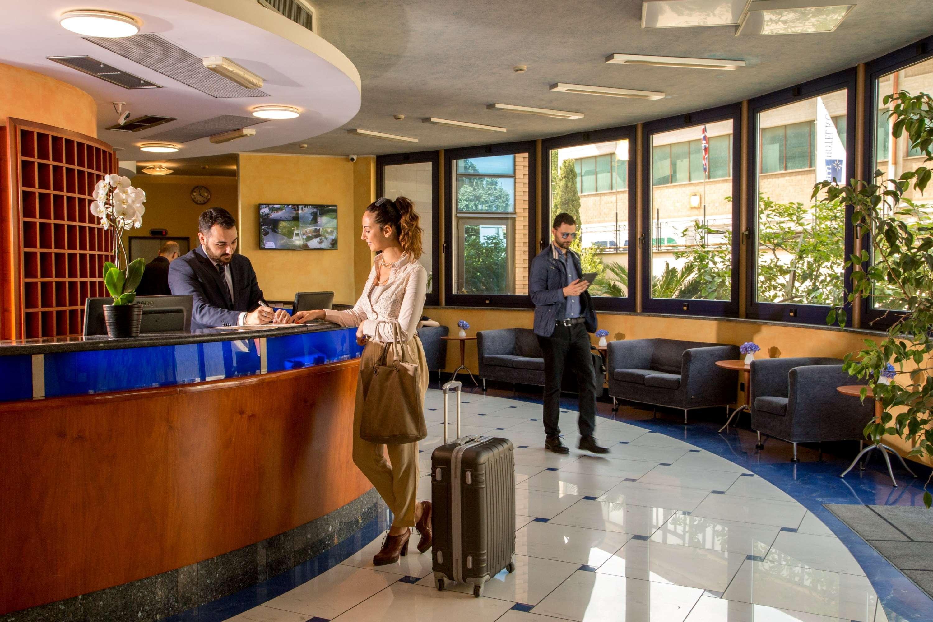 Best Western Blu Hotel Roma Esterno foto