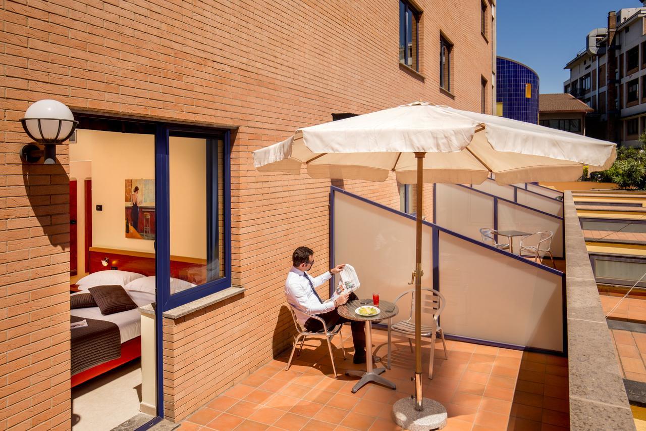 Best Western Blu Hotel Roma Esterno foto